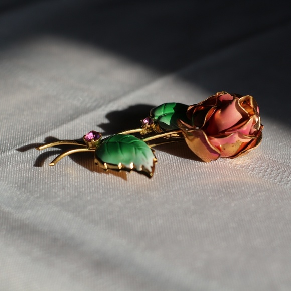 Pin Collection - Picture 8 of 8